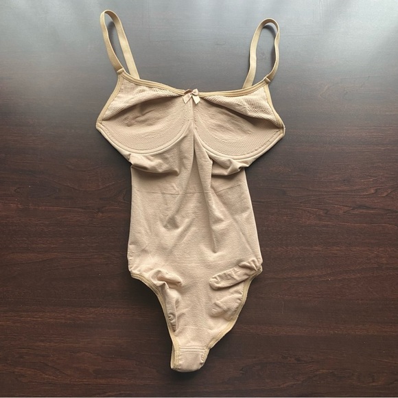 Body Wrap The Pinup Bodysuit with Underwire Size Size - Picture 1 of 10